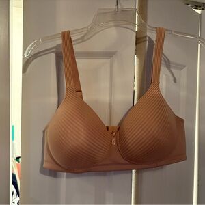 Vanity Fair Tan Seamless T-Shirt Bra‎